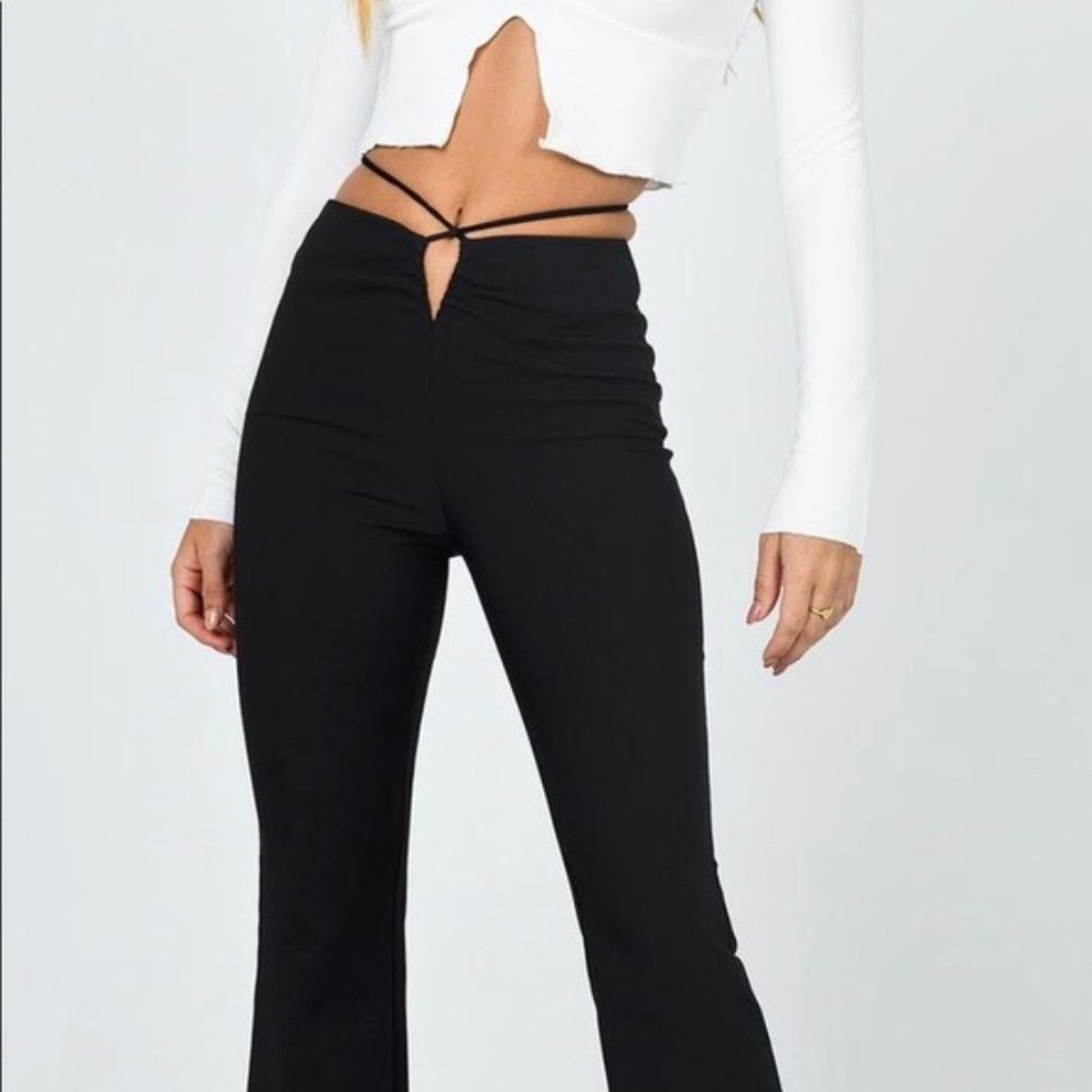 ✔️#70 NWOT Princess Polly Lovey Black Pants - Picture 1 of 4